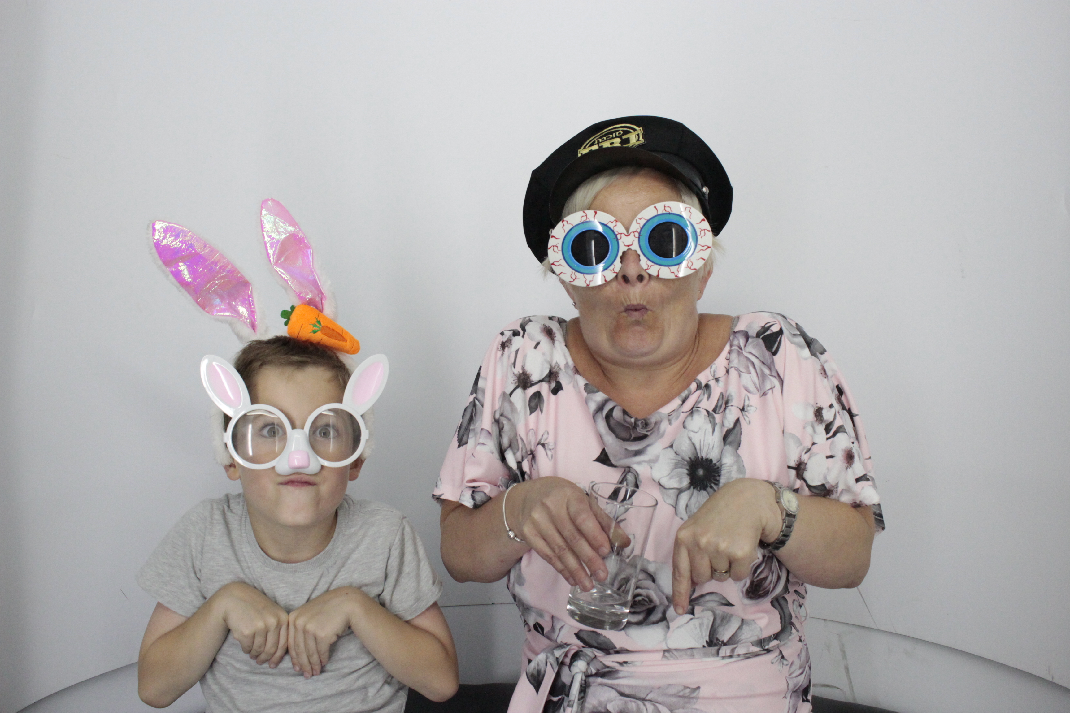 Richard & Karen's Wedding Reception | View more photos from the event at gallery.myphotoboothexperience.co.uk/u/MyPhotoBoothExperienceLtd/Richard-Karens-Wedding-Reception